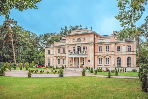 Einfamilienhaus in Konstancin-Jeziorna, Powiat piaseczyński