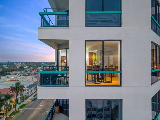 Apartment in Long Beach, Los Angeles County