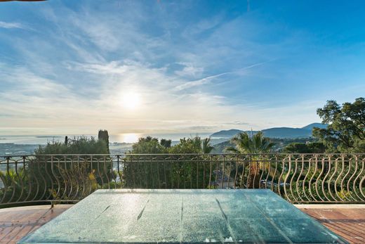 Villa in Mandelieu-la-Napoule, Alpes-Maritimes