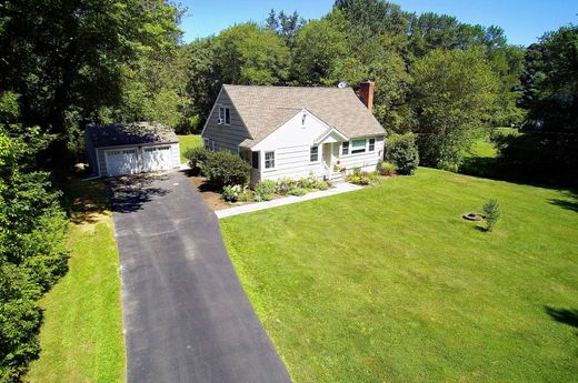 Einfamilienhaus in Newtown, Fairfield County