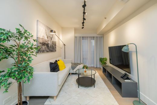 Detached House in Makati City, Southern Manila District