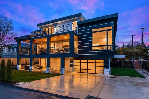 Luxury home in Renton, King County