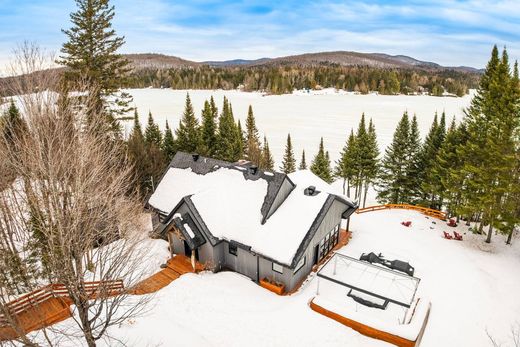 Detached House in Val-des-Lacs, Laurentides