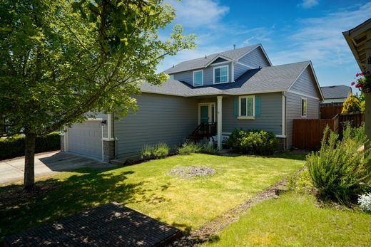 Detached House in Albany, Linn County