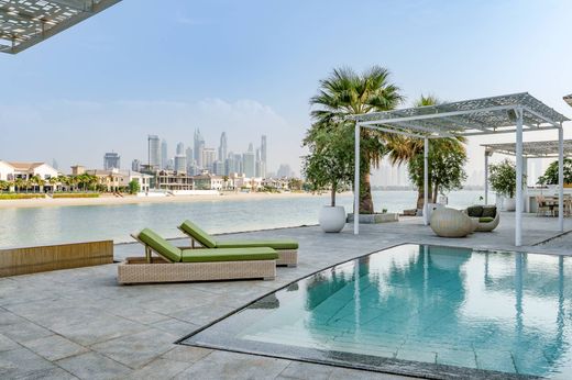 ﻓﻴﻼ ﻓﻲ دبي