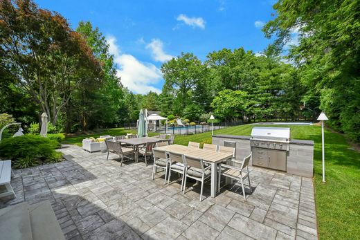 Detached House in Tenafly, Bergen County