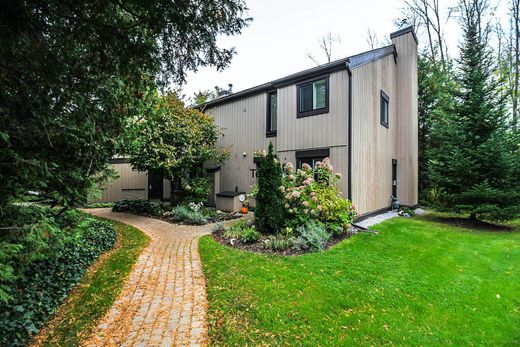 Apartamento - Collingwood, Ontario