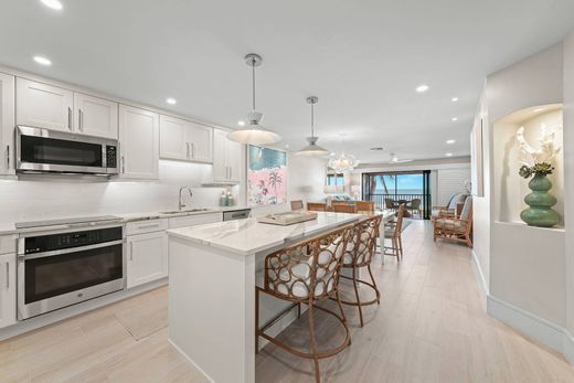 Apartment for sale in Sanibel