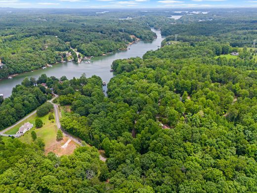 Grond in West Union, Oconee County