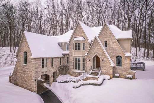 Detached House in Springfield, Oakland County