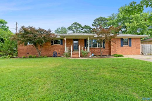 Detached House in Hartselle, Morgan County