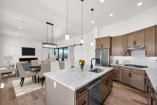 Vrijstaand huis in New River, Maricopa County