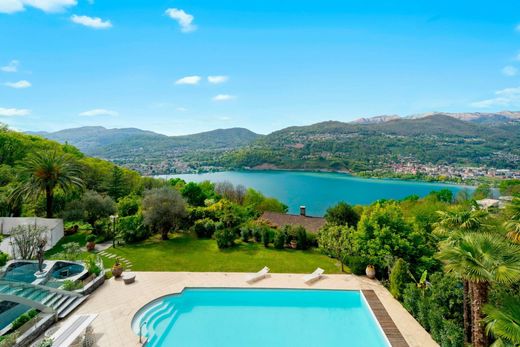 Casa Unifamiliare a Montagnola, Lugano