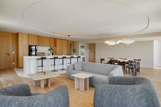 Detached House in Lisbon