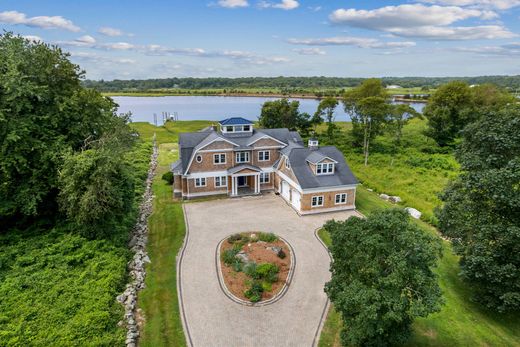 Detached House in Stonington, New London County