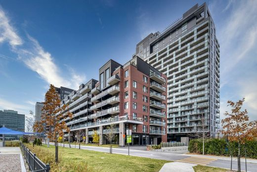 Apartment / Etagenwohnung in Brossard, Montérégie