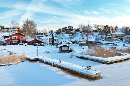 Villa in Österskär, Österåkers Kommun
