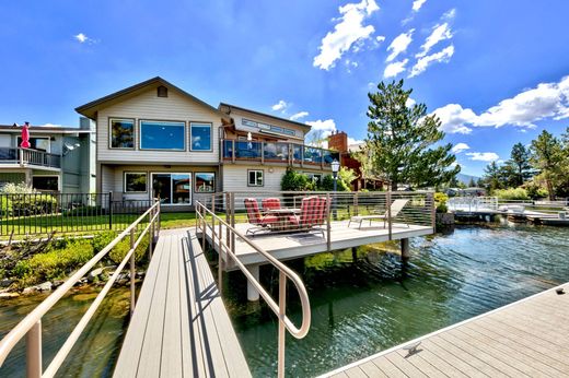 Vrijstaand huis in South Lake Tahoe, El Dorado County