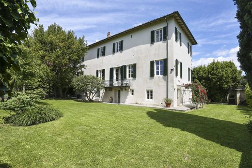 Villa in Lucca, Provincia di Lucca