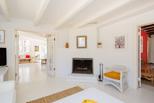Detached House in East Hampton, Suffolk County