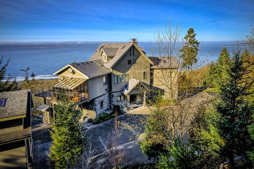 Einfamilienhaus in Smith River, Del Norte County