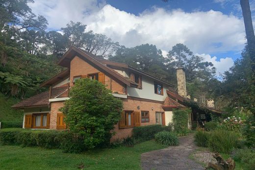 Casa de lujo en Campos do Jordão, São Paulo