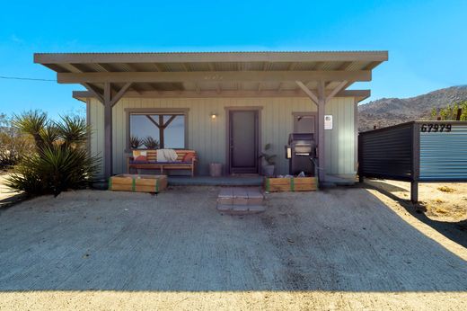 Twentynine Palms, San Bernardino Countyの一戸建て住宅