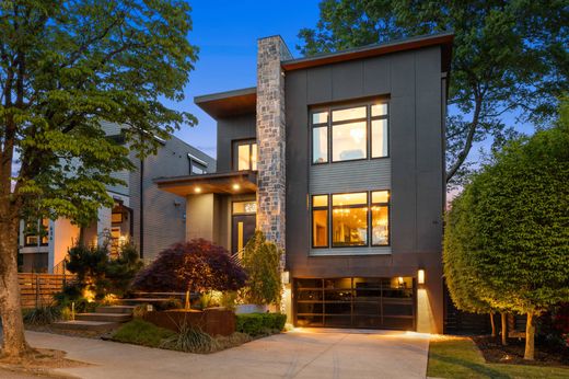 Detached House in Atlanta, Fulton County