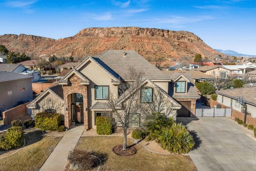 Saint George, Washington Countyの一戸建て住宅