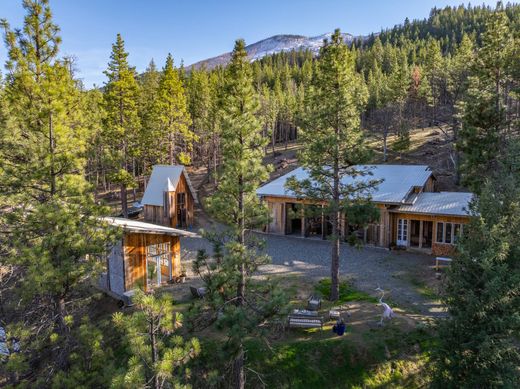 Detached House in Callahan, Siskiyou County