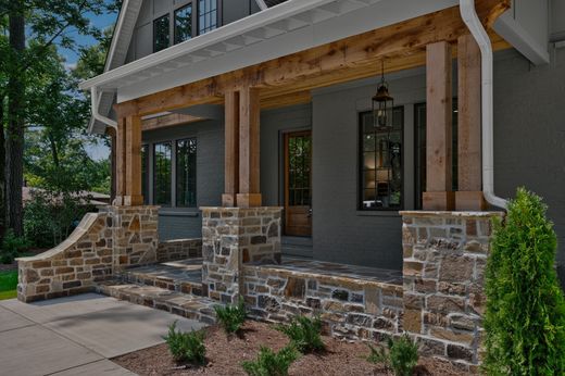 بيت مستقل ﻓﻲ Mountain Brook, Jefferson County