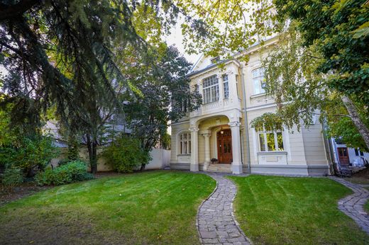 Vrijstaand huis in Bucuresti, Municipiul Bucureşti