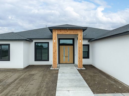 ‏בית חד-משפחתי ב  Pasco, Franklin County