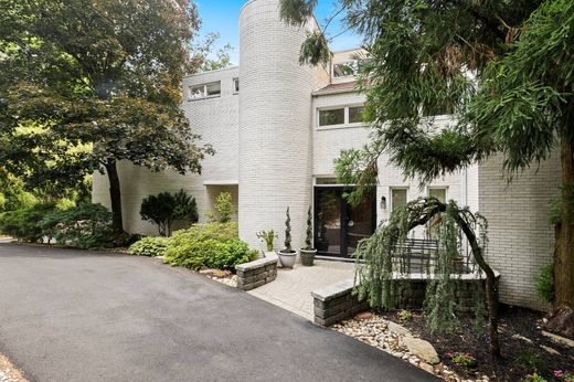 Luxury home in Penn Valley, Montgomery County