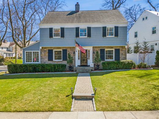 Detached House in Mount Vernon, Westchester County
