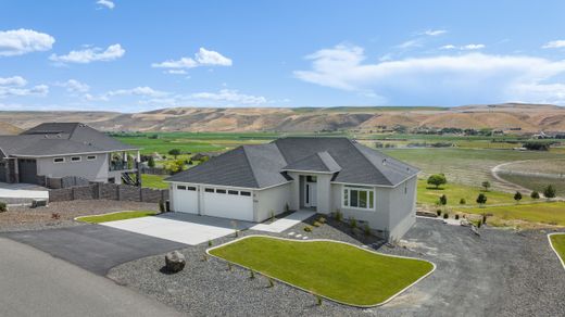 Detached House in Kennewick, Benton County