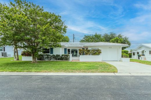 Detached House in Seminole, Pinellas County