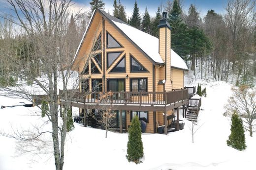 Casa Unifamiliare a Saint-Adolphe-d'Howard, Laurentides