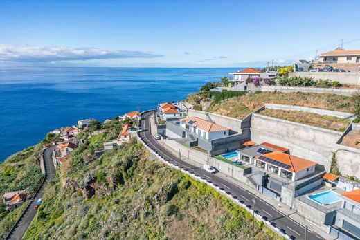 Detached House in Ribeira Brava, Madeira