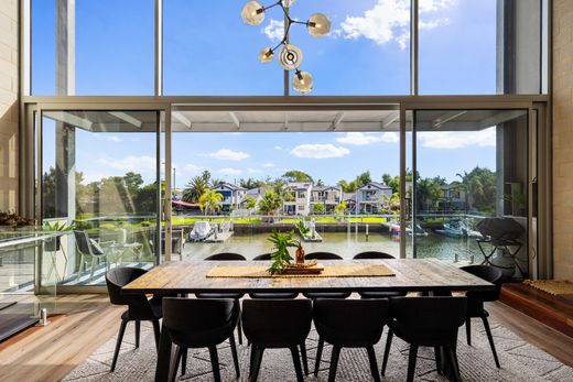 Luxury home in Patterson Lakes, Melbourne