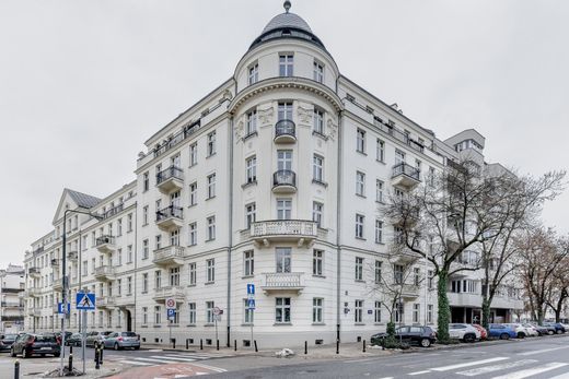 Apartment / Etagenwohnung in Warschau, Warszawa