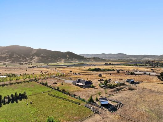 Landsitz zu verkaufen in Wanaka