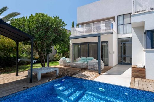 ‏בית חד-משפחתי ב  Caesarea, Meẖoz H̱efa