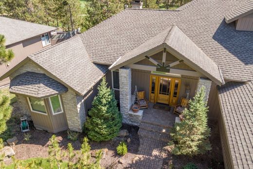 Luxury home in Sunriver, Deschutes County