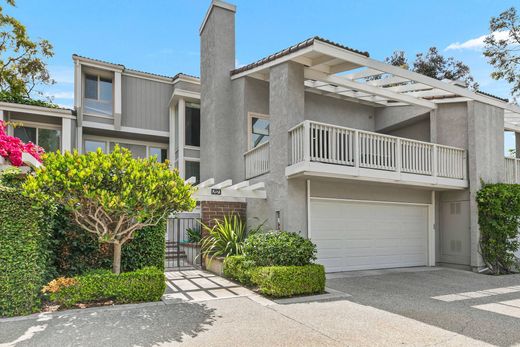 Apartment in Irvine, Orange County