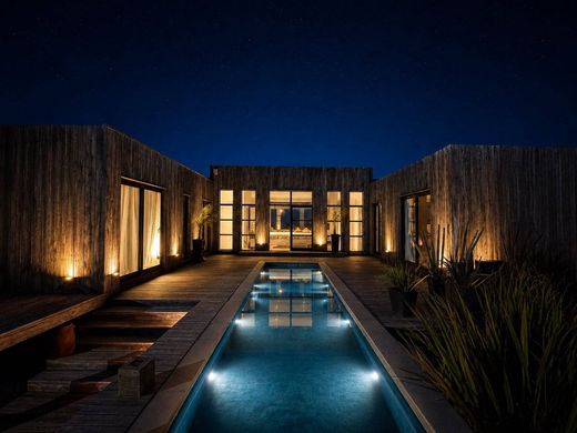 Luxus-Haus in La Barra, San Carlos