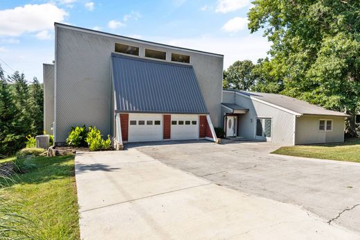 Vrijstaand huis in Louisville, Blount County