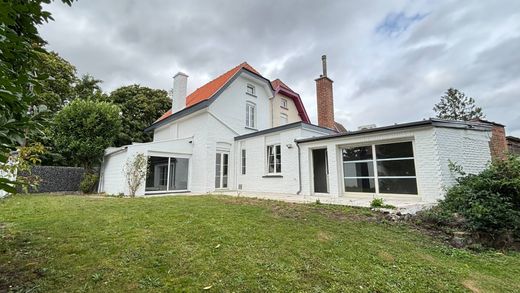 Dom jednorodzinny w Roncq, North