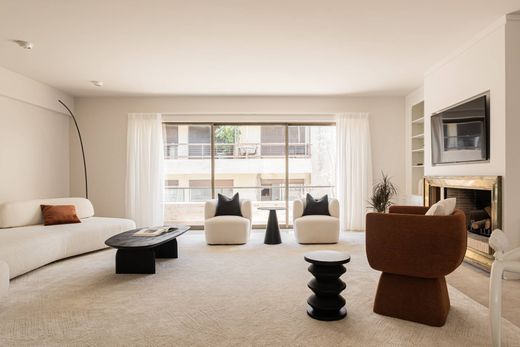 Detached House in Athens, Nomarchía Athínas