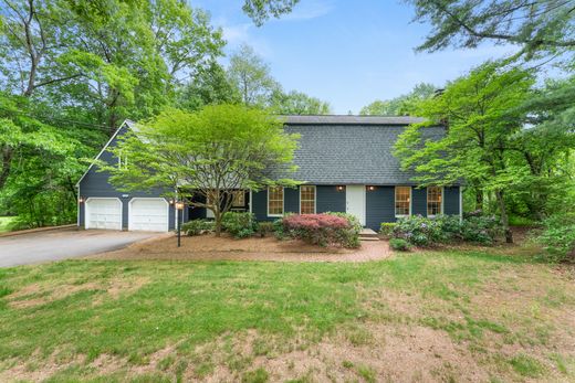 Detached House in Farmington, Hartford County